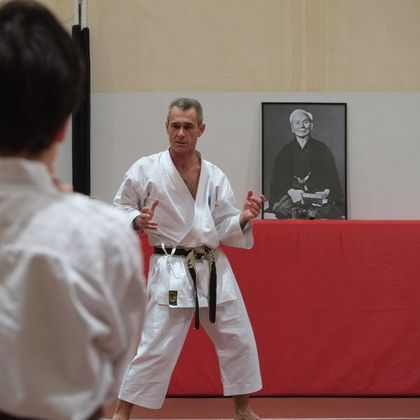 Il Maestro Marco Biscaldi durante una stage organizzato dalla Shinryu (2017)